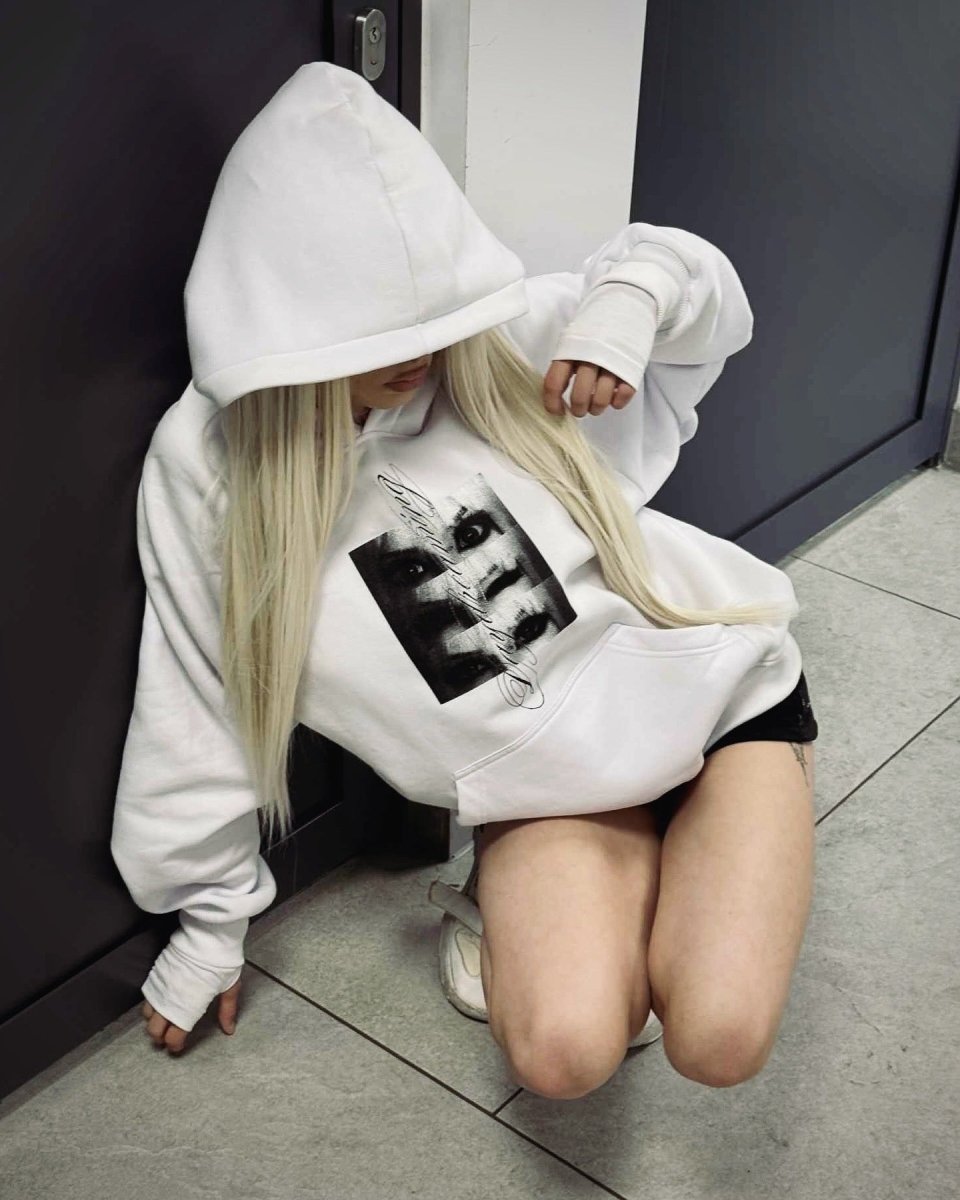 Daydreaming Hoodie White (Preoder) | Hoodies by Oxycult